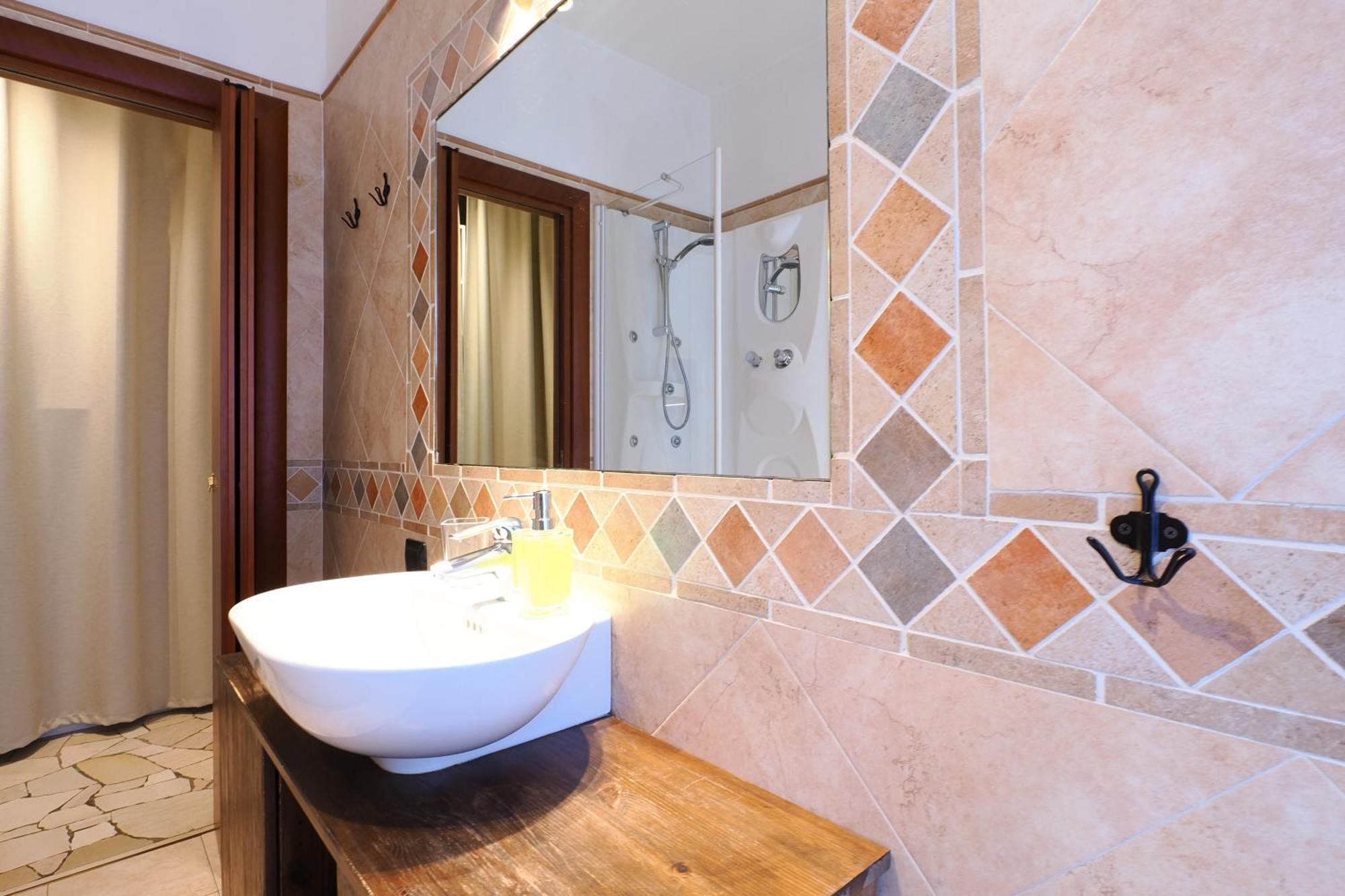 Apartamento Primopiano - Governo Provvisorio