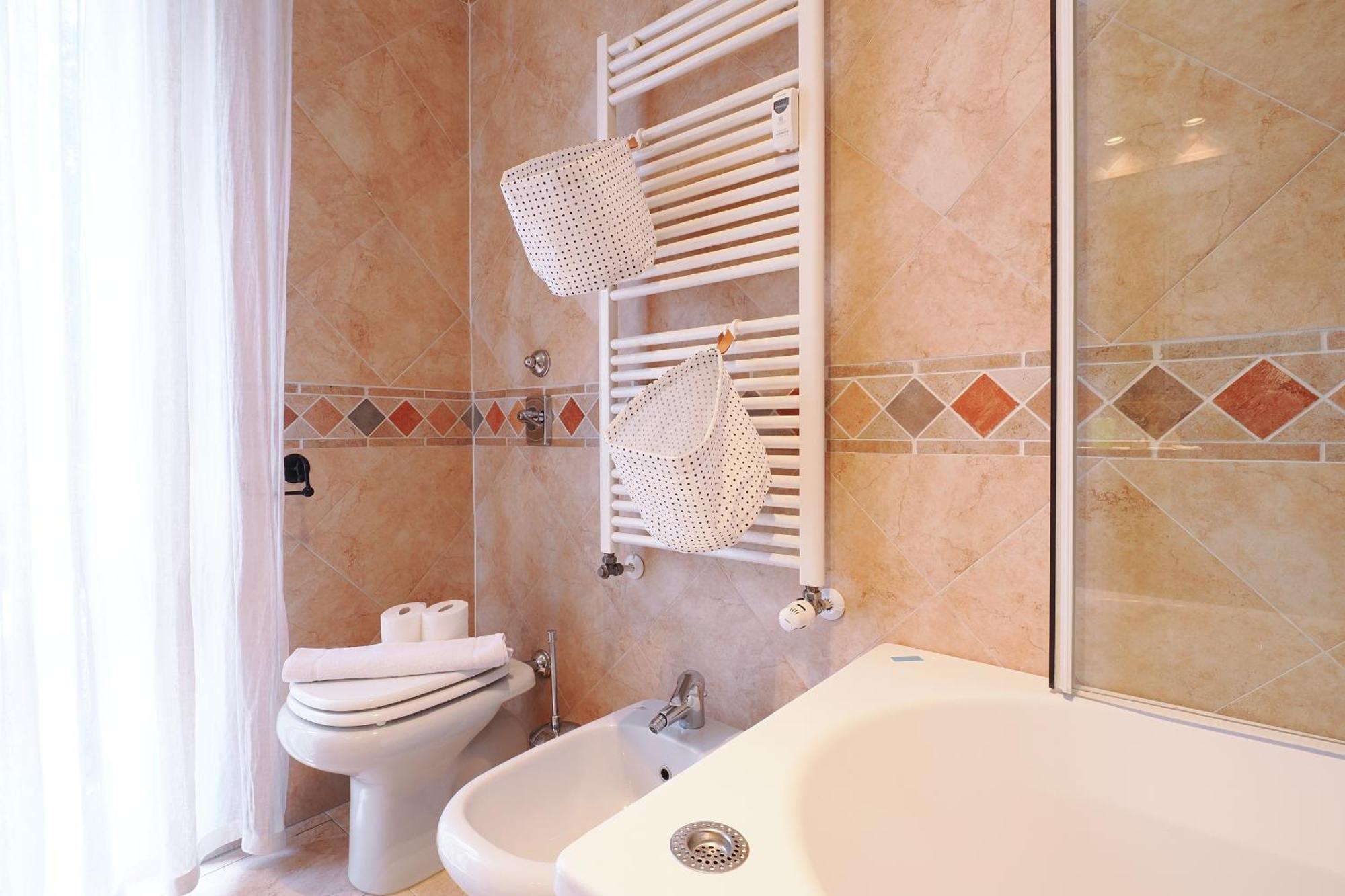 Primopiano - Governo Provvisorio Apartamento *